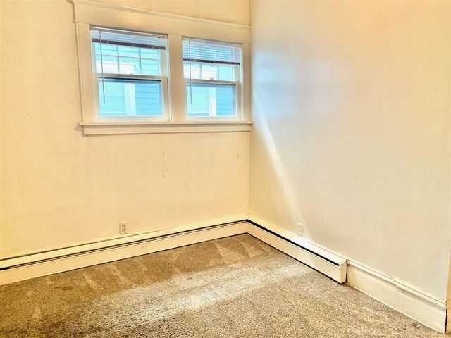 117 W Dutton Street, Kalamazoo, MI 49007