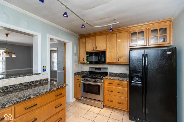 4616 N Pennsylvania Street, Indianapolis, IN 46205