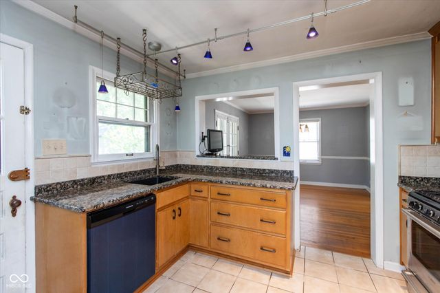 4616 N Pennsylvania Street, Indianapolis, IN 46205