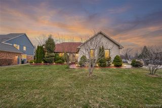 47310 Beacon Square Drive, Macomb, MI 48044