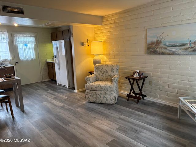 506 W Camino Penasco Apt B, Green Valley, AZ 85614