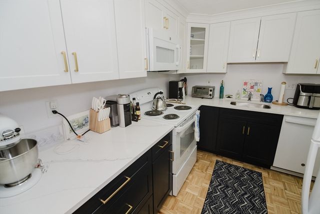 215 Winter Street 1F, Weymouth, MA 02188