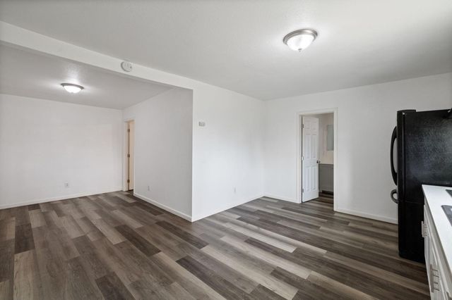 2416 S Cedar Avenue, Fresno, CA 93725