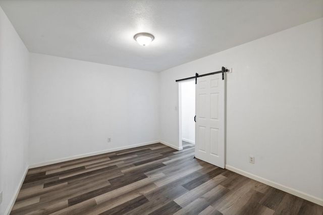 2416 S Cedar Avenue, Fresno, CA 93725