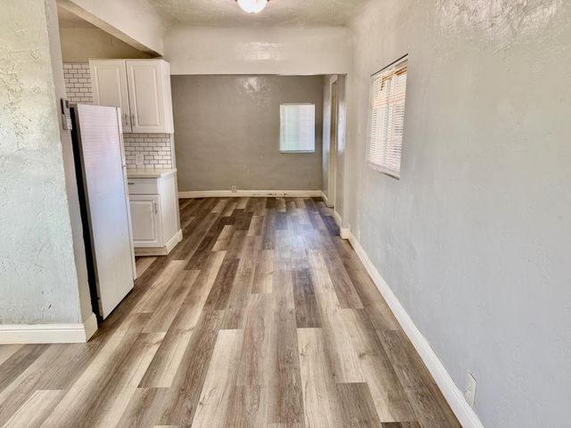 2416 S Cedar Avenue, Fresno, CA 93725