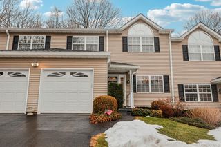 3 Springwood Lane, Huntington, NY 11743