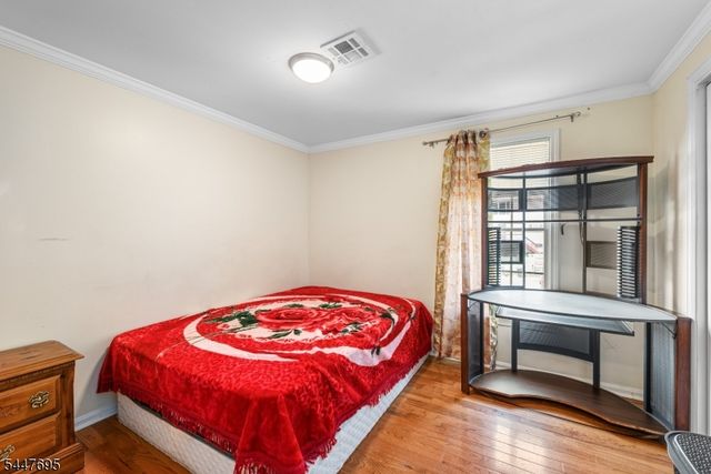 4 Dandridge Dr, Newark City, NJ 07108