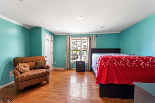 4 Dandridge Dr, Newark City, NJ 07108