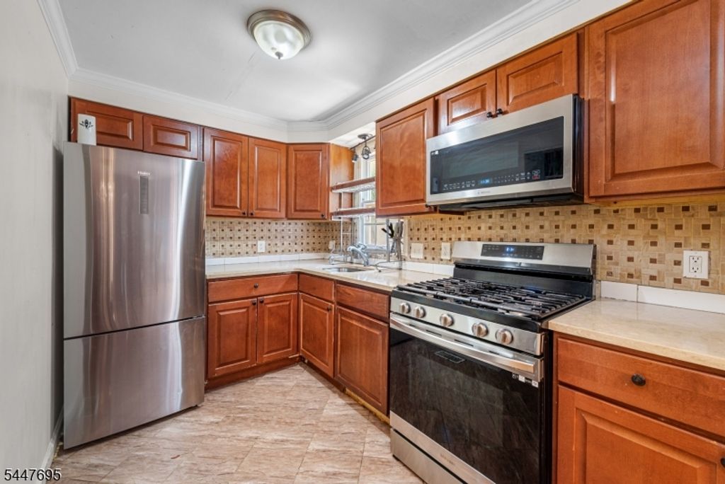 4 Dandridge Dr, Newark City, NJ 07108 — photo 4