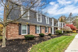 60 Hamlin Square 3, Amherst, NY 14221
