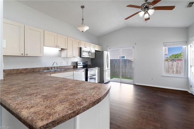 5124 Rugby RD, Virginia Beach, VA 23464