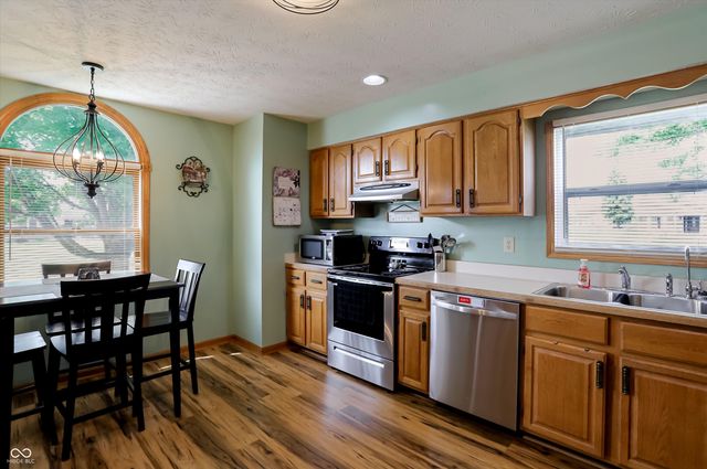 12318 Buckley Boulevard, Cumberland, IN 46229
