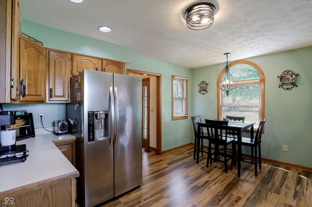 12318 Buckley Boulevard, Cumberland, IN 46229