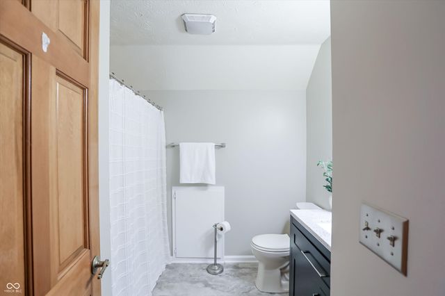 12318 Buckley Boulevard, Cumberland, IN 46229