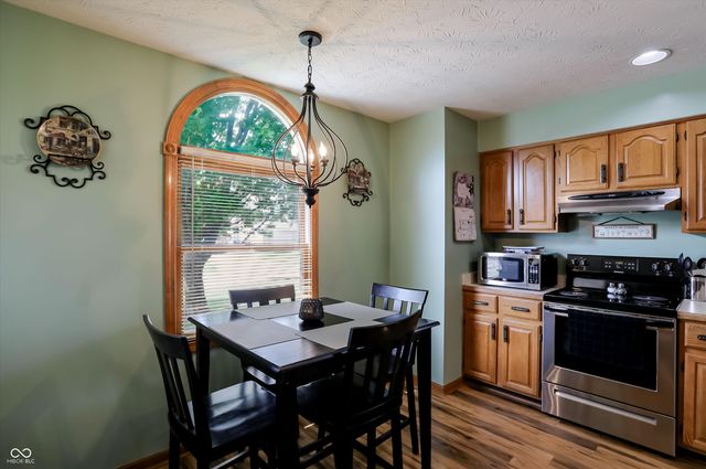 12318 Buckley Boulevard, Cumberland, IN 46229