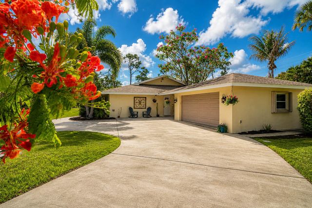 13502 Brynwood Lane, Fort Myers, FL 33912