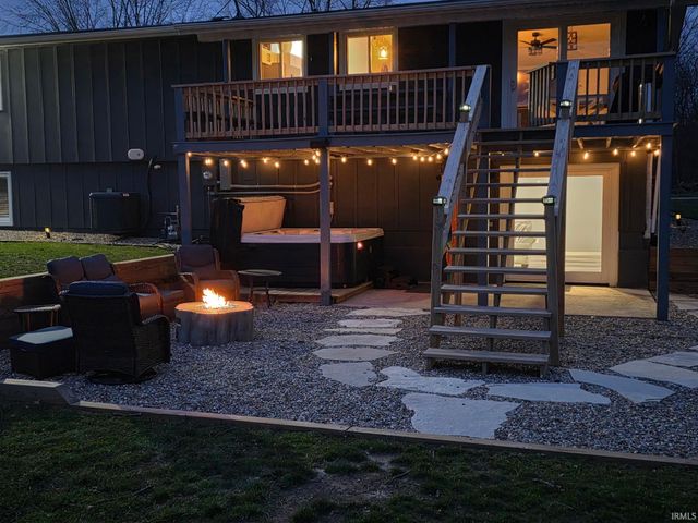 5225 W 1000 S, Union Mills, IN 46382