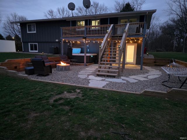 5225 W 1000 S, Union Mills, IN 46382