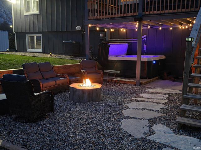 5225 W 1000 S, Union Mills, IN 46382