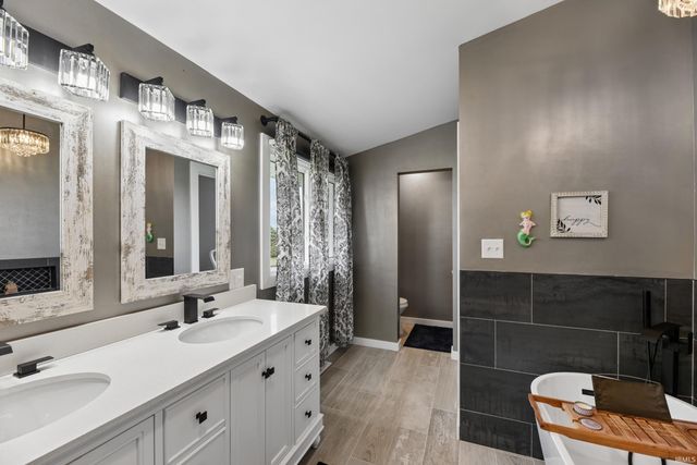 5225 W 1000 S, Union Mills, IN 46382