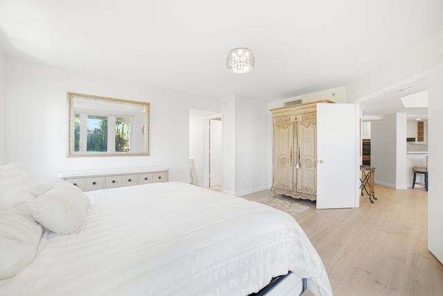 100 SE 5TH Avenue 412, Boca Raton, FL 33432