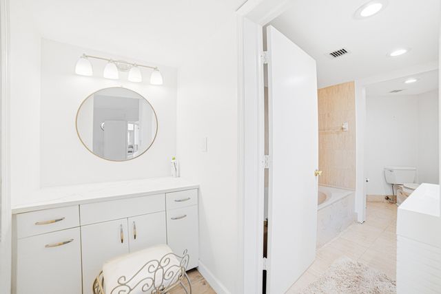 100 SE 5TH Avenue 412, Boca Raton, FL 33432