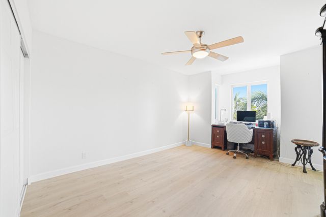100 SE 5TH Avenue 412, Boca Raton, FL 33432