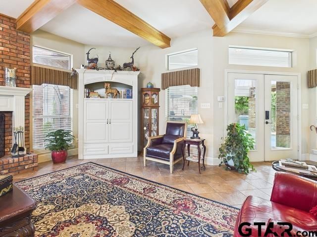 704 Park Place Dr, Athens, TX 75751