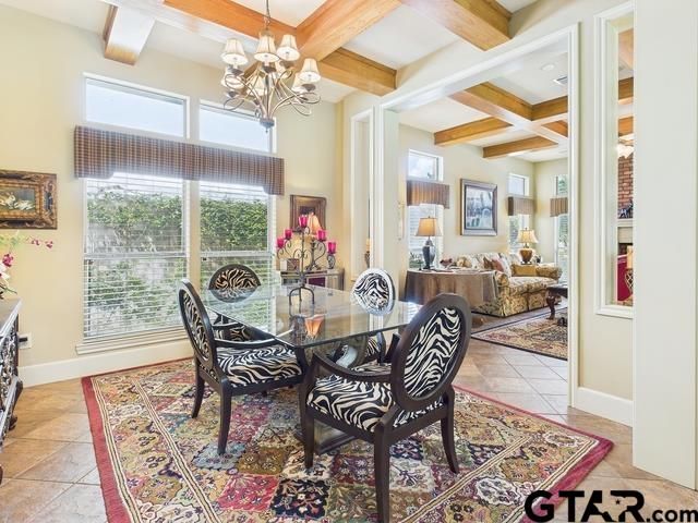 704 Park Place Dr, Athens, TX 75751