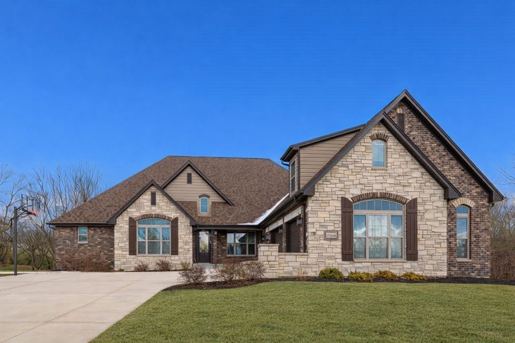 21433 S Wooded Cove Drive, Elwood, IL 60421