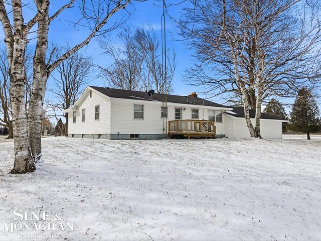 6761 Mortimer Line Road, Lexington, MI 48450
