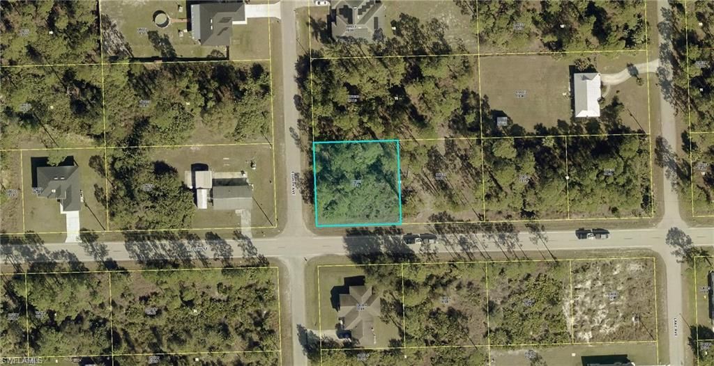 801 E 10th ST, LEHIGH ACRES, FL 33972 — photo 2