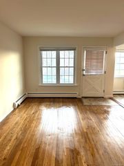 8 Colonial Road 8, Beacon, NY 12508