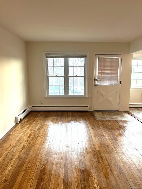 8 Colonial Road 8, Beacon, NY 12508