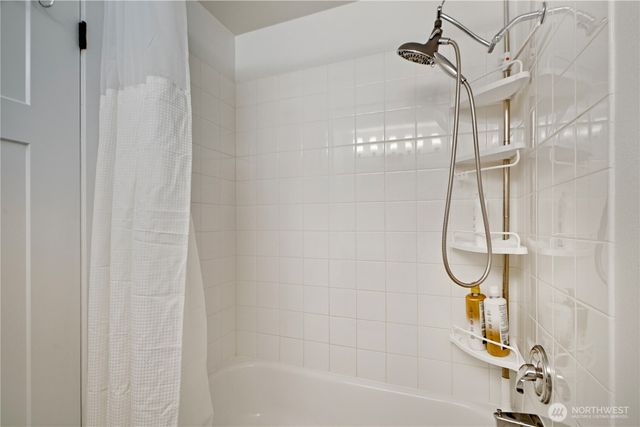 16237 NE 30th Street, Bellevue, WA 98008