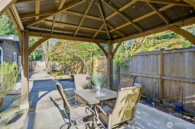 16237 NE 30th Street, Bellevue, WA 98008