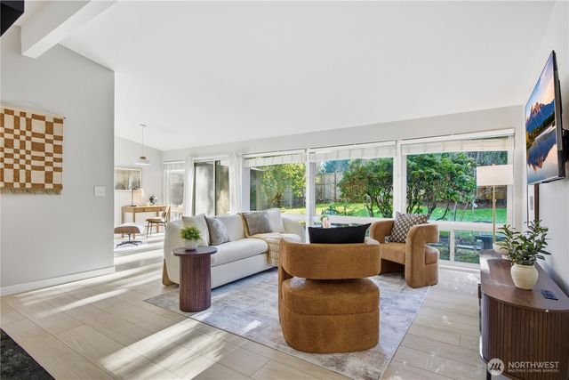 16237 NE 30th Street, Bellevue, WA 98008