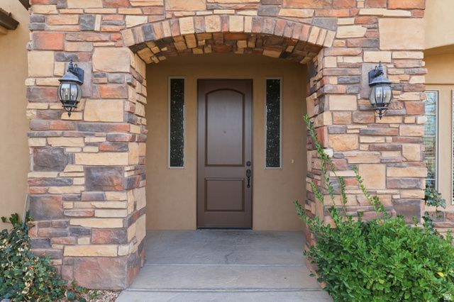 2946 E CARMINE DR, St. George, UT 84790