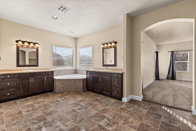 2946 E CARMINE DR, St. George, UT 84790