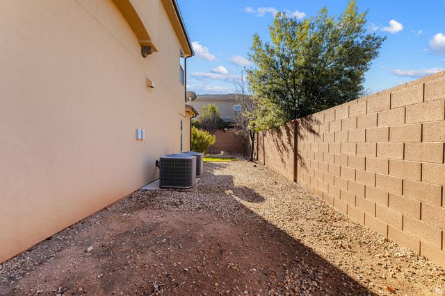 2946 E CARMINE DR, St. George, UT 84790