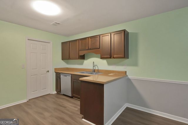 5883 Brookside Drive SE, Mableton, GA 30126
