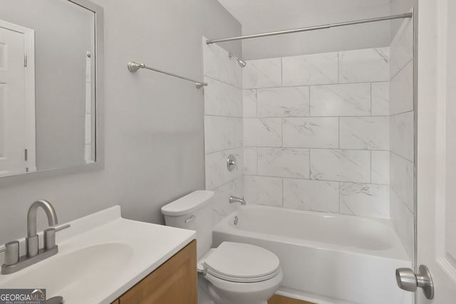 5883 Brookside Drive SE, Mableton, GA 30126