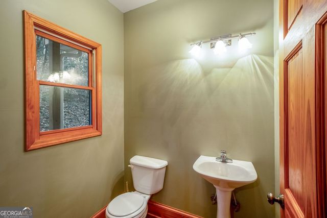 205 Briarwood Lane, Clayton, GA 30525