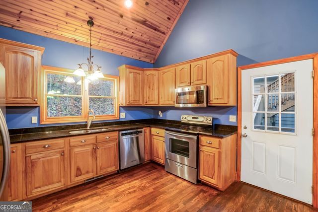 205 Briarwood Lane, Clayton, GA 30525