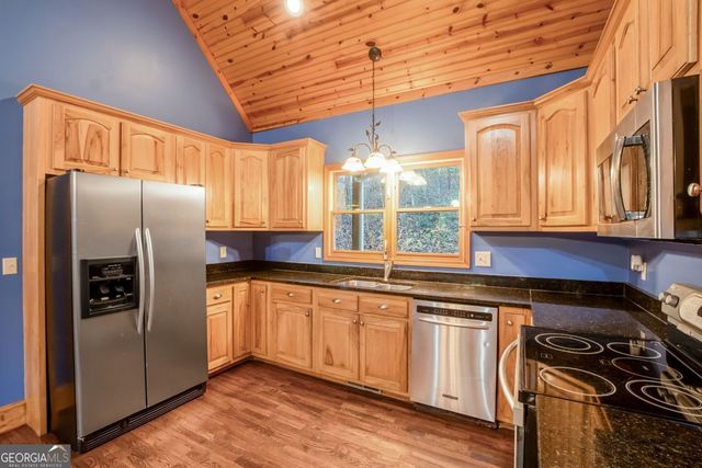 205 Briarwood Lane, Clayton, GA 30525