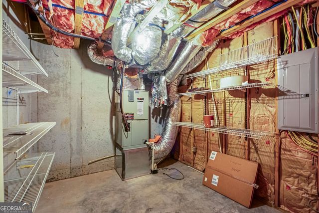 205 Briarwood Lane, Clayton, GA 30525