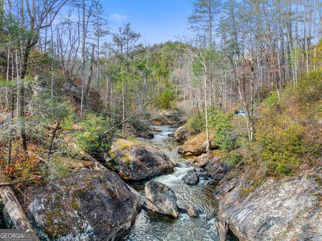 205 Briarwood Lane, Clayton, GA 30525