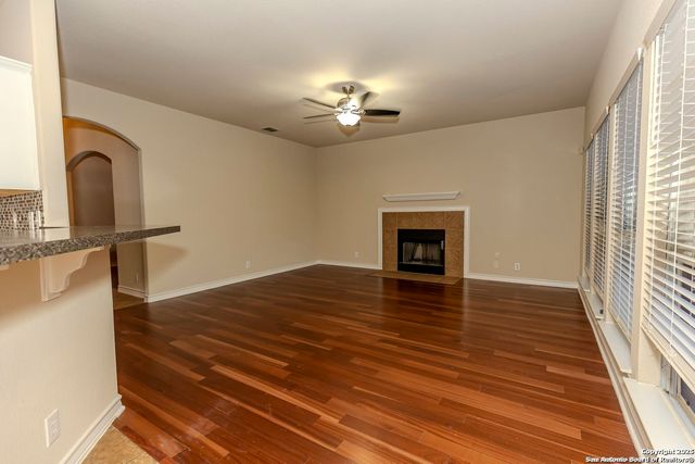 8427 Magdalena Run, Helotes, TX 78023