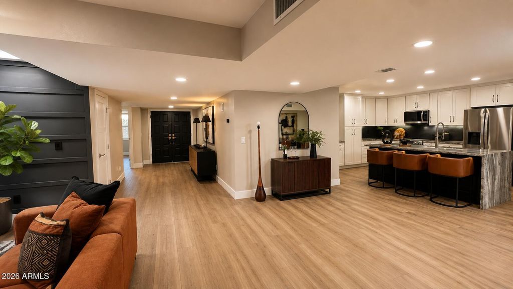 8076 E VIA DEL ARBOR --, Scottsdale, AZ 85258 — photo 4