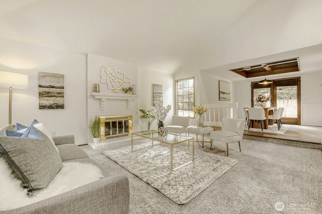 8718 189th Place SW, Edmonds, WA 98026